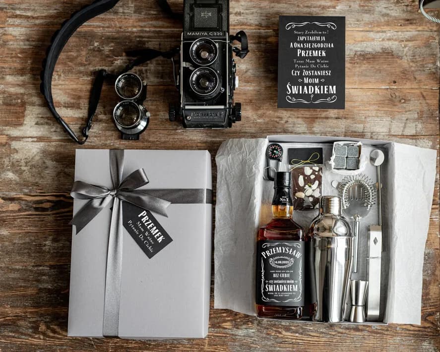 Prezent od świadka: Ile dać na wesele i jak mądrze wybrać?